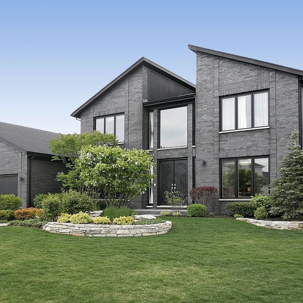 福岡市で一軒家の外壁のクラックでお困りの方はトラストホームまで